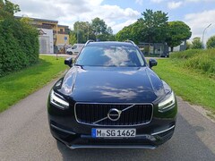 Bild des Angebotes Volvo XC90 Momentum AWD *1.Hand *Scheckheft bei VOLVO