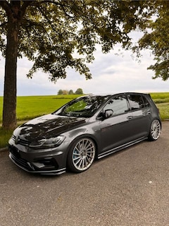 Bild des Angebotes VW Golf R R BMT/Start-Stopp 4Motion