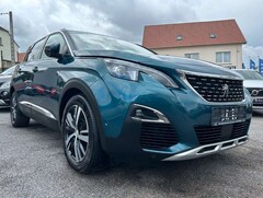 Bild des Angebotes Peugeot 5008 7 SITZ + PANO + MASSAGE + KAMERA