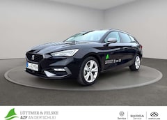 Bild des Angebotes SEAT Leon Sportstourer FR 1.5 eTSI DSG ACC+NAV+RFK