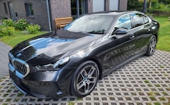 Bild des Angebotes BMW i5 eDrive 40 - 6 Jahre Service incl., 360°, Pano