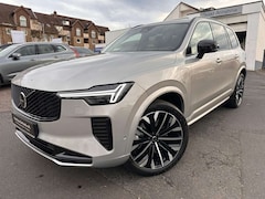 Bild des Angebotes Volvo XC90 T8 AWD Plus Facelift 7Sitzer,AHK,Pano,HUD