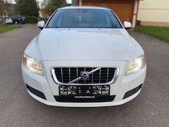 Bild des Angebotes Volvo V70 Kombi Momentum*Sitzhzg*PDC*TÜV/AU NEU*