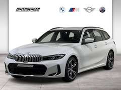 Bild des Angebotes BMW 318 d Touring M Sport PA LED RFK
