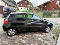 Bild des Angebotes Renault Clio Clio 1.2 16V Extréme