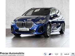 Bild des Angebotes BMW 220 i Active Tourer M Sport + DA PROF + PA+ + AHK + PA
