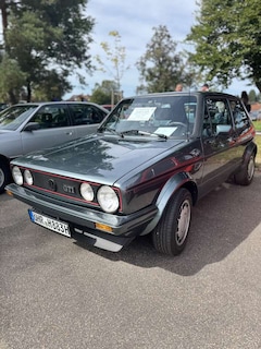 Bild des Angebotes VW Golf GTI Pirelli Sondermodell