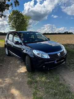 Bild des Angebotes Dacia Sandero Sandero 1.2 16V LPG Laureate