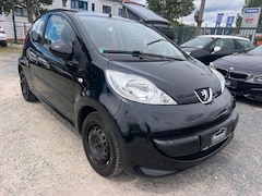 Bild des Angebotes Peugeot 107 Petit Filou 70 Klima Allwetter Tüv 08/2027