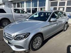 Bild des Angebotes Mercedes-Benz C 220 d T Avantgarde BURMESTER AHK SHZ NAVI SCHALTER