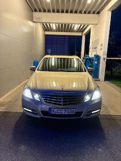 Bild des Angebotes Mercedes-Benz E 200 CGI BlueEFFICIENCY Automatik Avantgarde