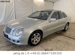 Bild des Angebotes Mercedes-Benz E 350 4M Xenon Comand ALUS Memory Glasdach StdHz