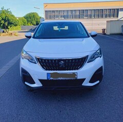 Bild des Angebotes Peugeot 3008 PureTech 130 Stop & Start Allure
