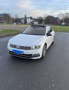 Bild des Angebotes VW Passat 2.0 TDI SCR (BlueMotion Tech) 4Motion R Line