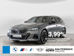 Bild des Angebotes BMW 530 e Touring xDrive M-Sport Pro PANO AHK B&W