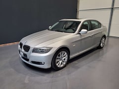 Bild des Angebotes BMW 325 d *Navi| Leder| Xenon| Glasschiebedach*