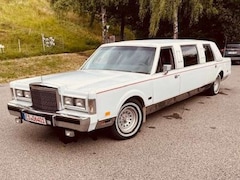 Bild des Angebotes Lincoln Town Car STRETCH LIMO