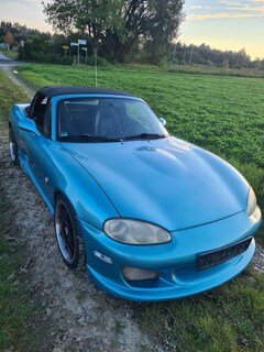 Bild des Angebotes Mazda MX-5 1.6i 16V