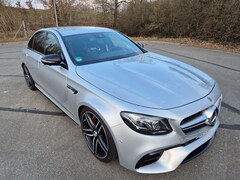Bild des Angebotes Mercedes-Benz E 63 AMG E-Klasse S 4Matic Speedshift 9G-MCT Edition 1