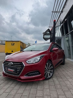 Bild des Angebotes Hyundai i40 cw Premium+Stan.Heizung+Allwetter+V.Historie