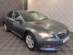 Bild des Angebotes Skoda Superb Lim.*AMBITION*ACC-KLIMA-PDC.H-DAB+-LM 17"