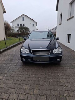 Bild des Angebotes Mercedes-Benz C 220 T CDI Automatik Avantgarde