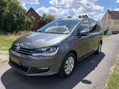 Bild des Angebotes VW Sharan 1.Hand*SHZ*Navi*Totwinkel Assistent*PDC*AHK*Kamera