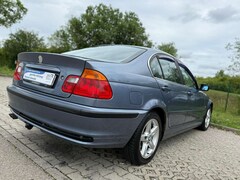 Bild des Angebotes BMW 323 323i Automatik Tüv & 03/2027
