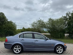 Bild des Angebotes BMW 323 323i Automatik Tüv & 03/2027