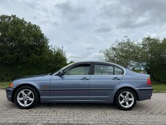 Bild des Angebotes BMW 323 323i Automatik Tüv & 03/2027