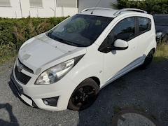 Bild des Angebotes Chevrolet Spark LT *TÜV NEU* KLIMAA EURO5 USB AUX ALLWETTER PDC