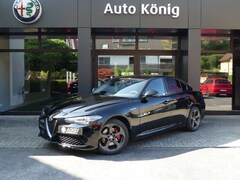 Bild des Angebotes Alfa Romeo Giulia Veloce 2.0 Turbo 16V AT8-Q4