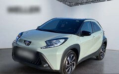 Bild des Angebotes Toyota Aygo X Team D *ACC*Kamera*CarPlay*SHZ*Bi-Tone*DAB*