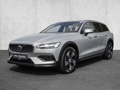 Bild des Angebotes Volvo V60 Cross Country B4 AWD Ultimate Pano