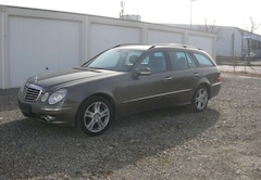 Mercedes-Benz E 320 E 320 T CDI Avantgarde-Navi-PDC-Klima-AHK-Teillede