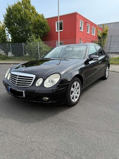 Bild des Angebotes Mercedes-Benz E 220 CDI Automatik W211 (Facelift)