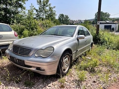 Bild des Angebotes Mercedes-Benz C 200 KOMPRESSOR CLASSIC KEIN TÜV