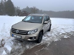Bild des Angebotes VW Tiguan Tiguan 2.0 TDI DPF 4Motion BlueMotion Techn. DSG Track