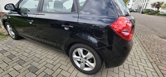 Bild des Angebotes Kia Ceed / cee'd 1.6 CRDi LX