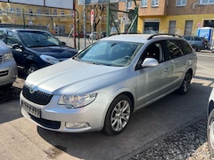 Bild des Angebotes Skoda Superb 1.4 TSI 4x4 Comfort Combi Webasto 2011