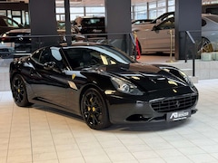 Bild des Angebotes Ferrari California 30 V8 /CARBON/KAM/LED-LENKRAD/TOP