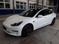Bild des Angebotes Tesla Model 3 RWD Batterie 94,7 % Erw. Autopilot 8fach bereift