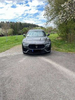 Bild des Angebotes Maserati Levante Levante Modena S