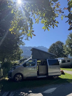 Bild des Angebotes Citroen Holidays HOLIDAY + MAX PAKET | Diesel 150 Manuell Neuwertig