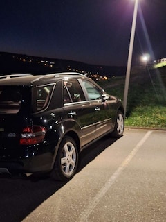 Bild des Angebotes Mercedes-Benz ML 350 4Matic 7G-TRONIC