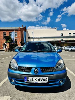 Renault Clio 1.4 16 V TechLine Limited