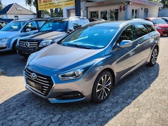 Bild des Angebotes Hyundai i40 cw blue Style /Automatik / Panorama /