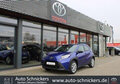 Bild des Angebotes Toyota Aygo X Play+ACAA+GJ-RÄDER !!
