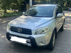 Bild des Angebotes Toyota RAV 4 2.0 4x4 Automatik TÜV NEU!