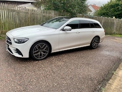 Bild des Angebotes Mercedes-Benz E 400 Modeljahr 2023 E 400 d 4Matic T 9G-TRONIC AMG Line